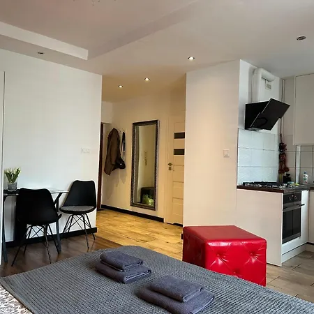 Centrum Chmielna 73c *