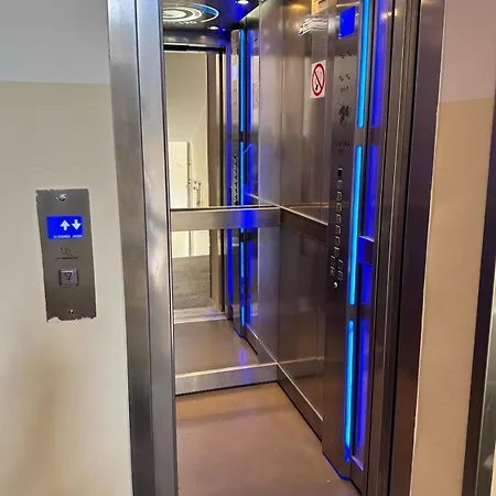 Centrum Chmielna 73c Warschau