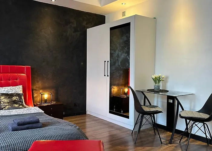 Centrum Chmielna 73c * 华沙