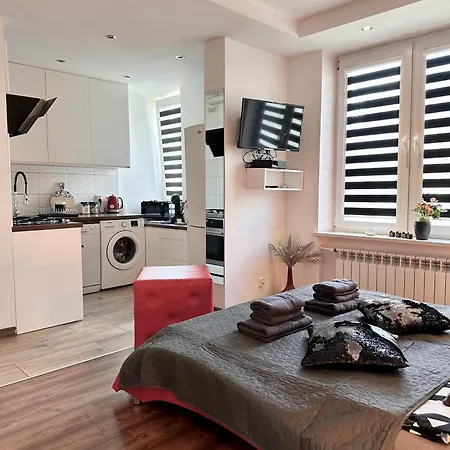 Apartament Centrum Chmielna 73c *
