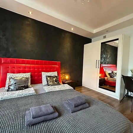 Apartament Centrum Chmielna 73c *